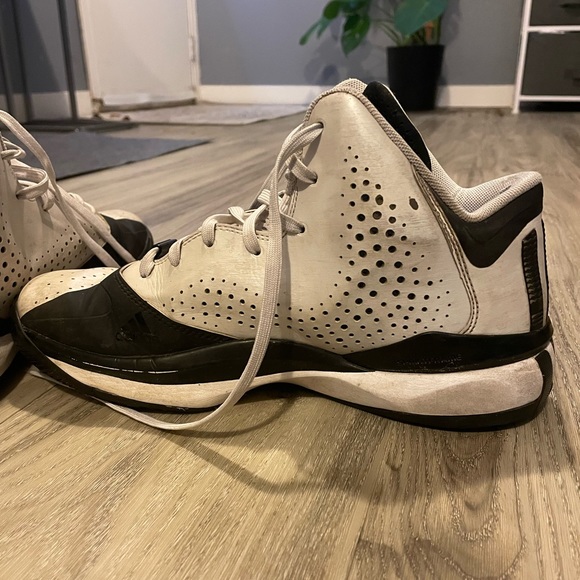 Adidas D Rose 773 III Basketball Shoes - Picture 4 of 6